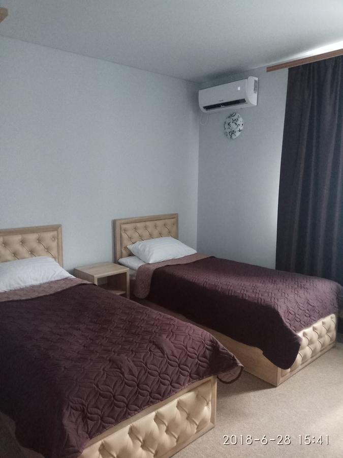 Aqua Marina Hotel Herszon Kültér fotó